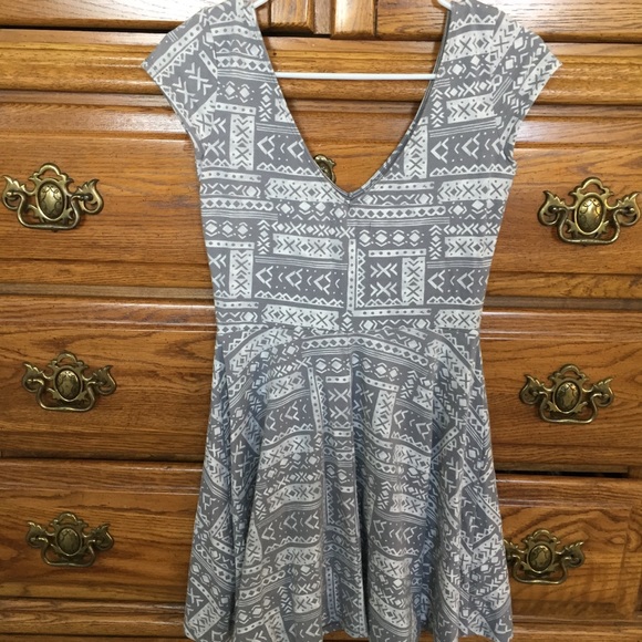 Hollister Vneck Skater Dress - Picture 5 of 5